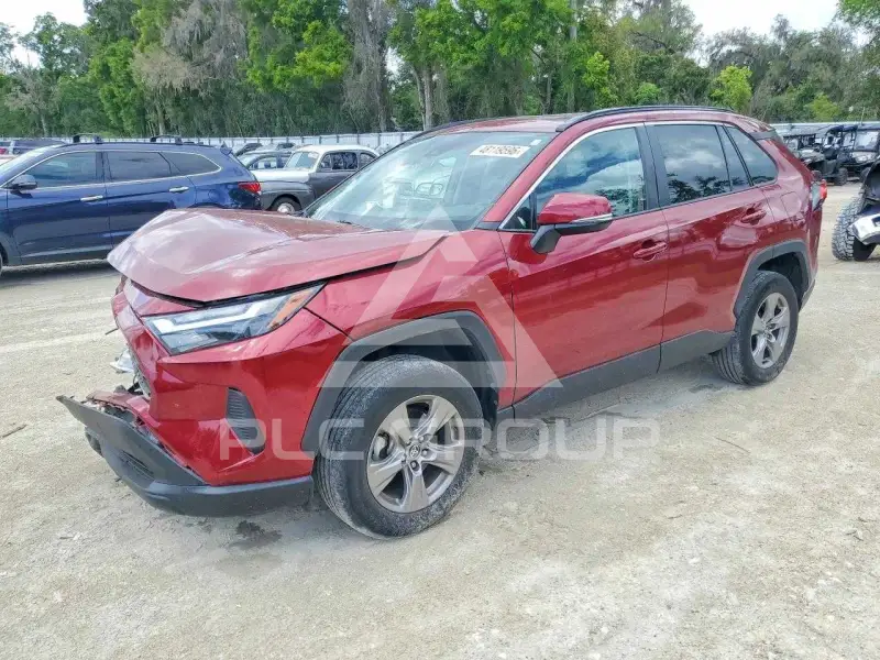 2023 Toyota RAV4 фото