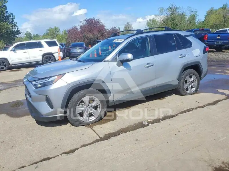 2023 Toyota RAV4 фото