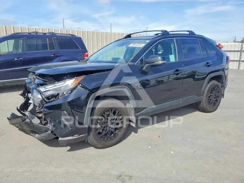 2023 Toyota RAV4 фото