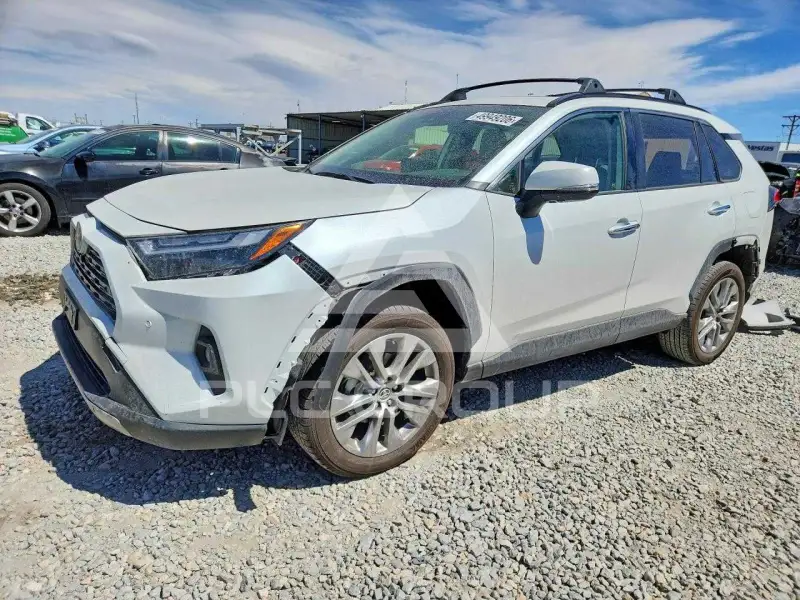 2023 Toyota RAV4 фото