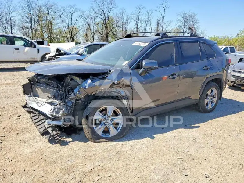 2023 Toyota RAV4 фото