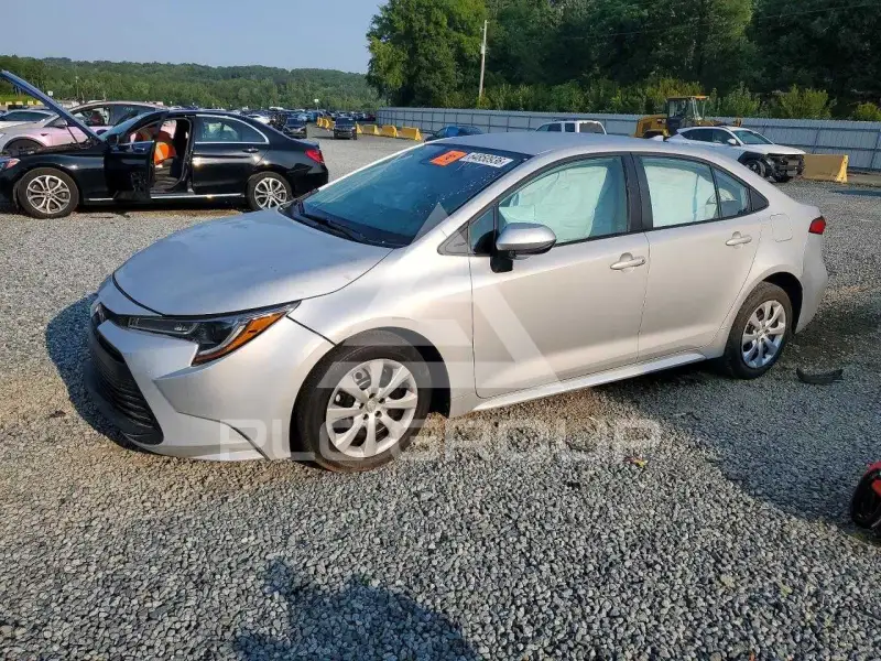 2023 Toyota COROLLA фото