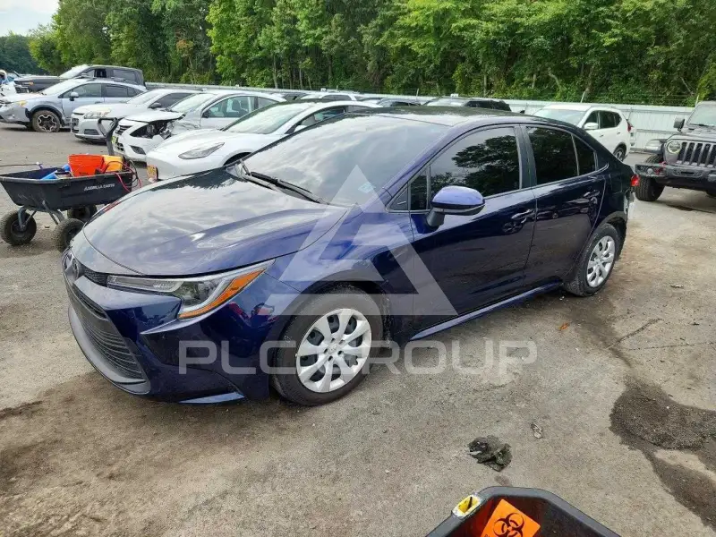 2023 Toyota COROLLA фото