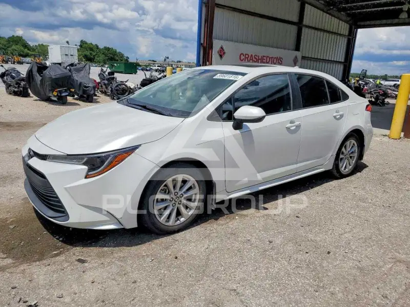 2023 Toyota COROLLA фото