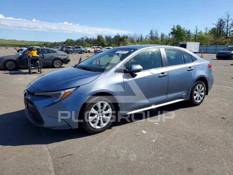 2023 Toyota COROLLA фото