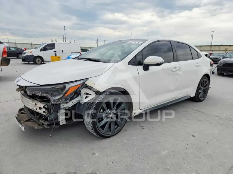 2023 Toyota COROLLA фото