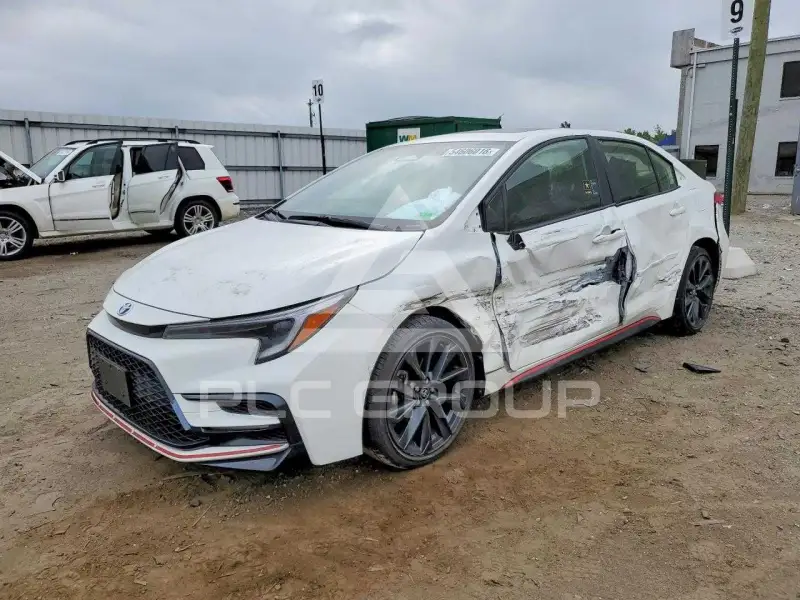 2023 Toyota COROLLA фото