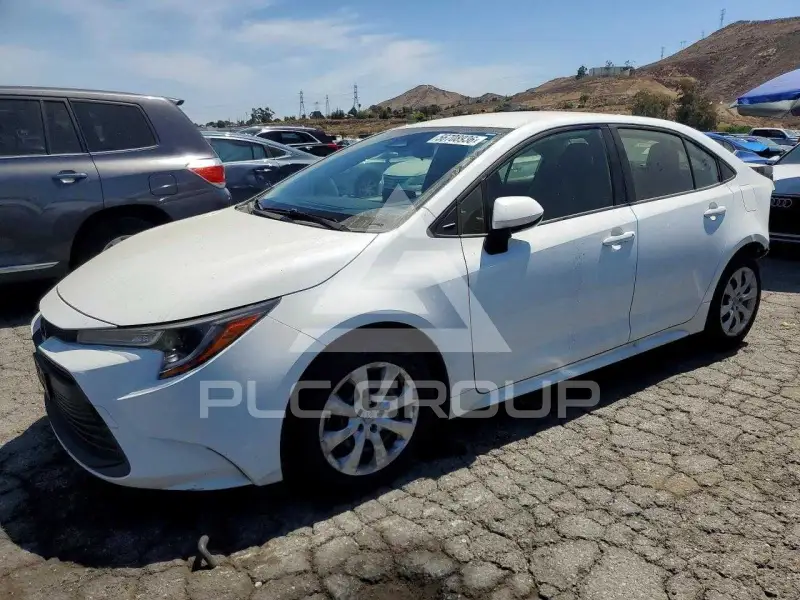2023 Toyota COROLLA фото