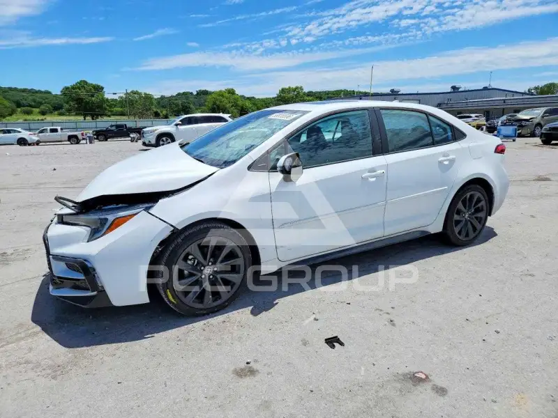 2023 Toyota COROLLA фото