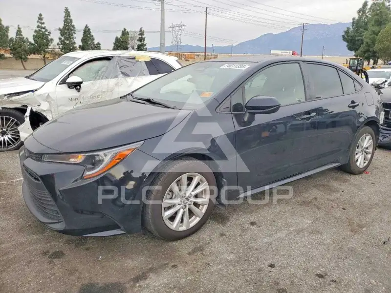 2023 Toyota COROLLA фото