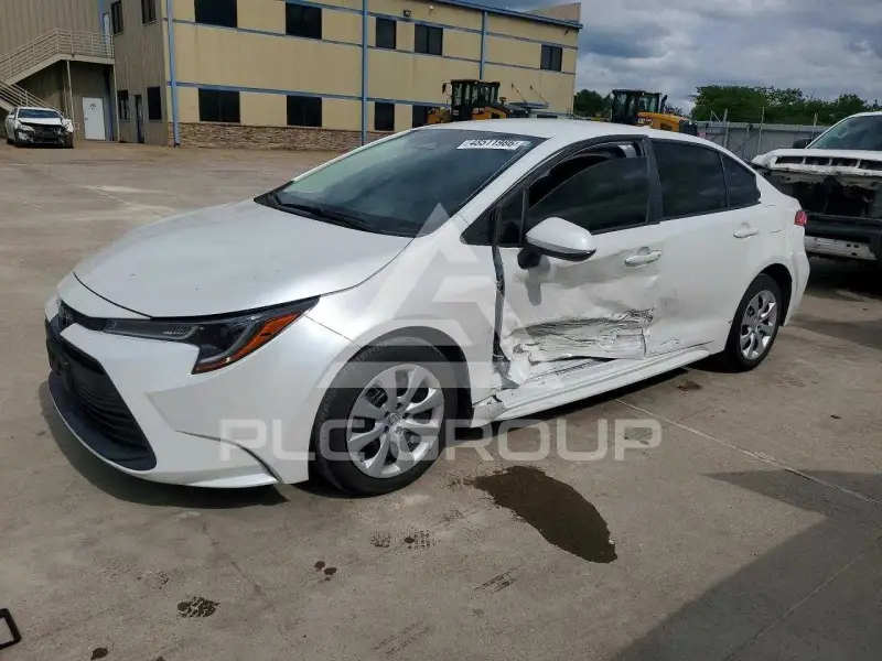 2023 Toyota COROLLA фото