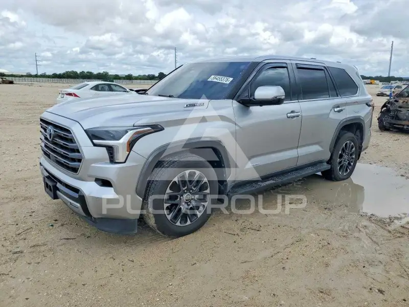 2023 Toyota SEQUOIA фото