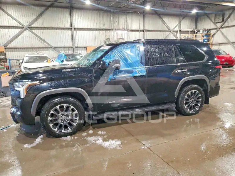 2023 Toyota SEQUOIA photo