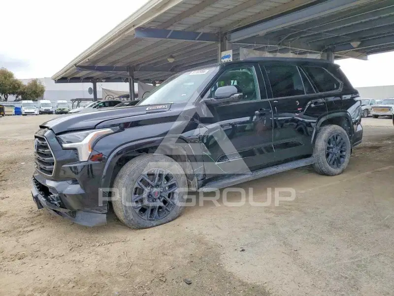 2023 Toyota SEQUOIA фото