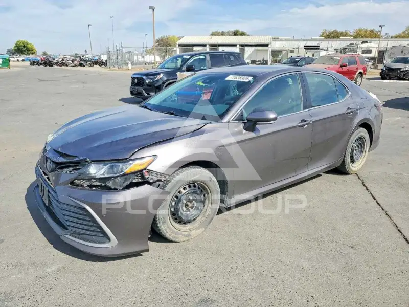 2023 Toyota CAMRY фото