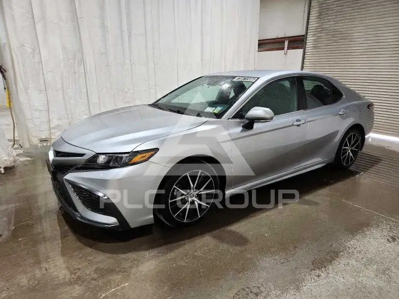 2023 Toyota CAMRY фото
