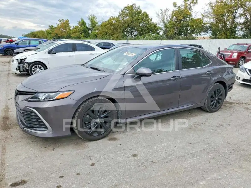 2023 Toyota CAMRY photo