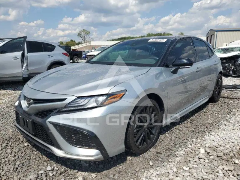 2023 Toyota CAMRY фото
