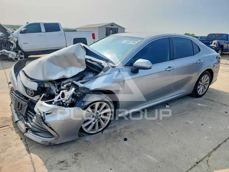 2023 Toyota CAMRY фото