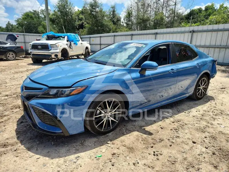 2023 Toyota CAMRY фото