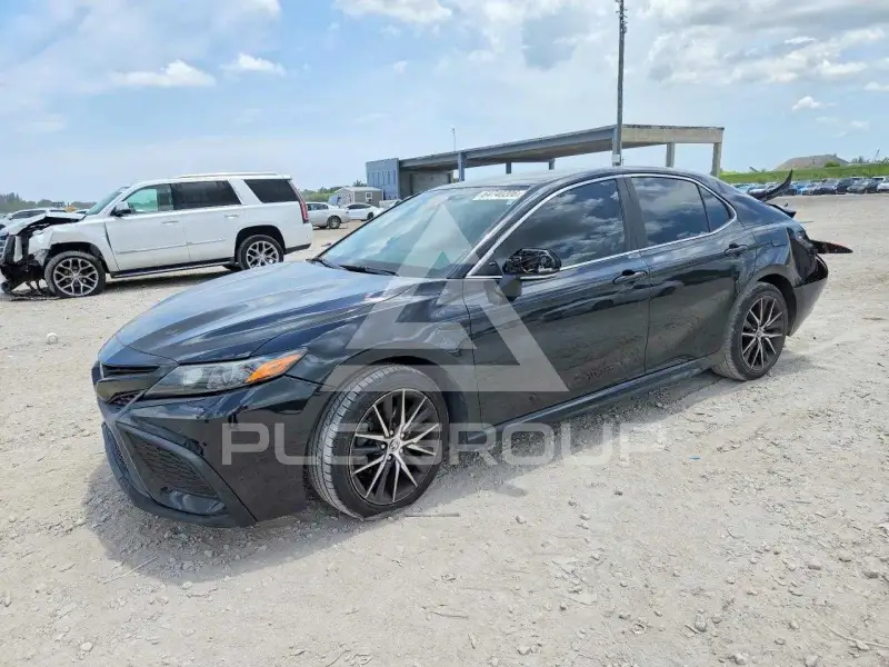2023 Toyota CAMRY photo