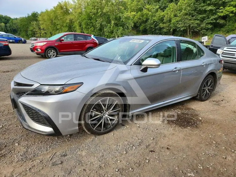 2023 Toyota CAMRY фото