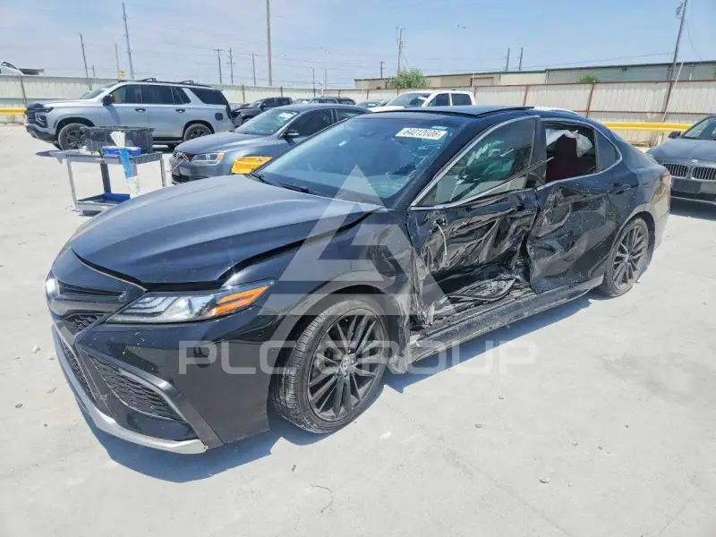 2023 Toyota CAMRY фото