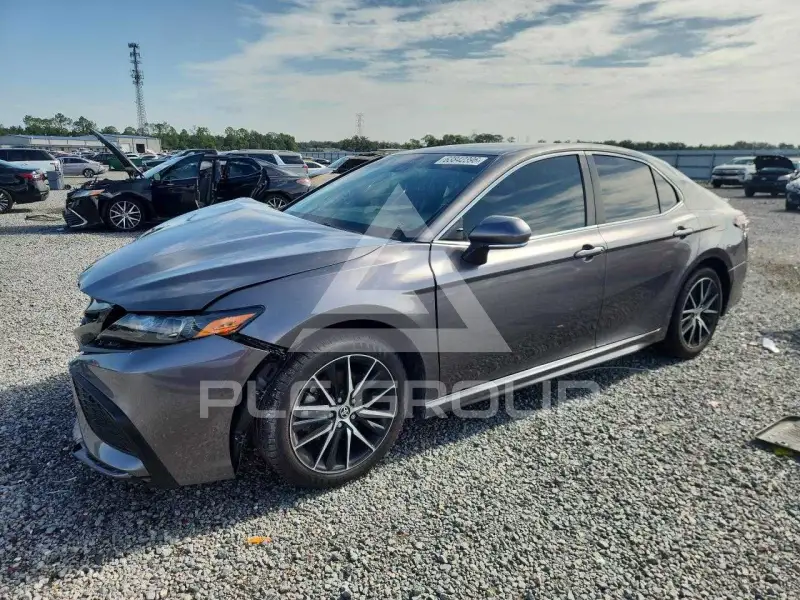 2023 Toyota CAMRY фото