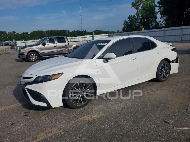 2023 Toyota CAMRY фото