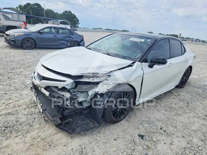 2023 Toyota CAMRY фото