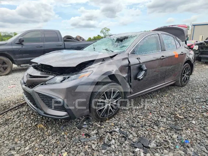 2023 Toyota CAMRY фото