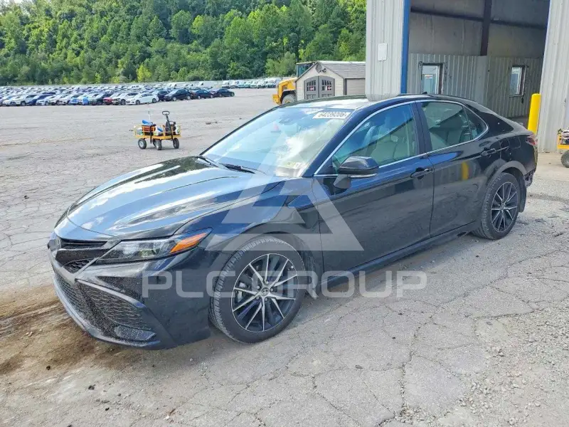 2023 Toyota CAMRY фото