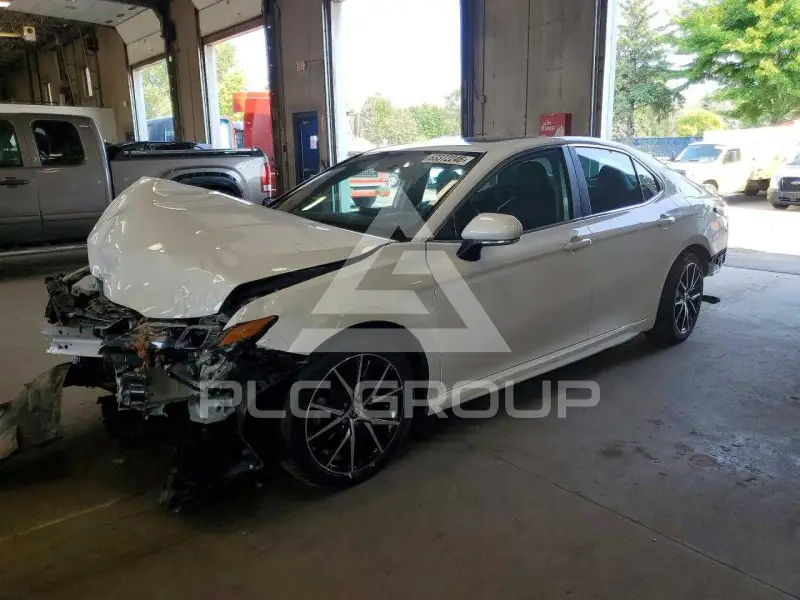 2023 Toyota CAMRY фото
