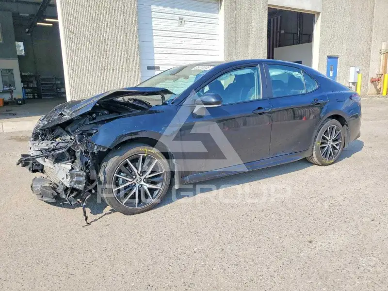 2023 Toyota CAMRY photo