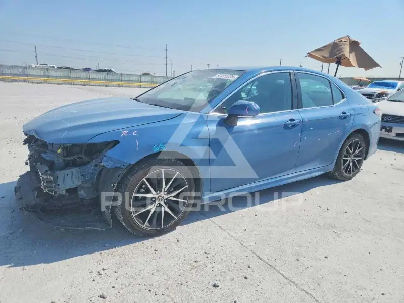 2023 Toyota CAMRY фото