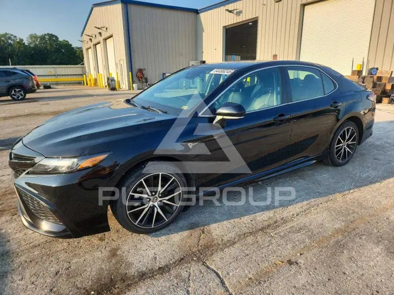 2023 Toyota CAMRY фото