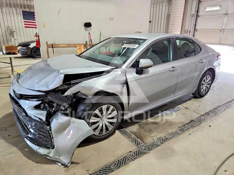 2023 Toyota CAMRY фото