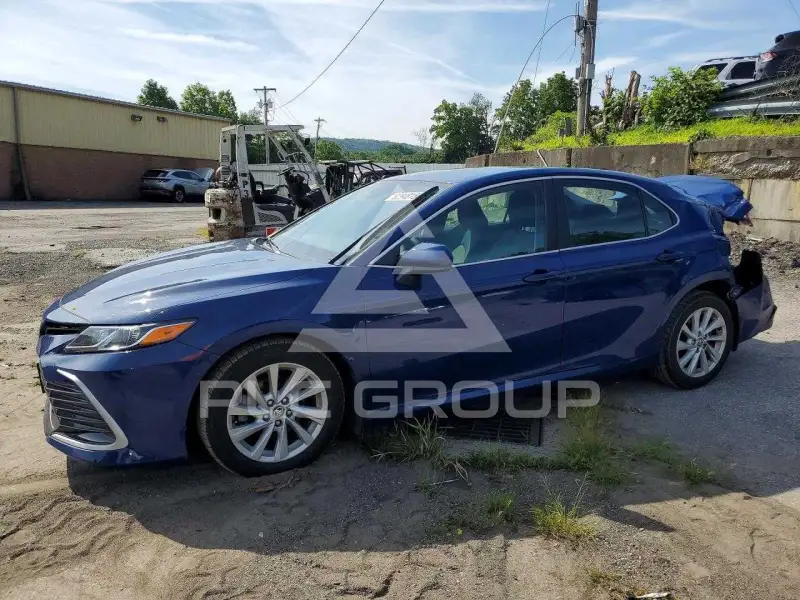 2023 Toyota CAMRY фото