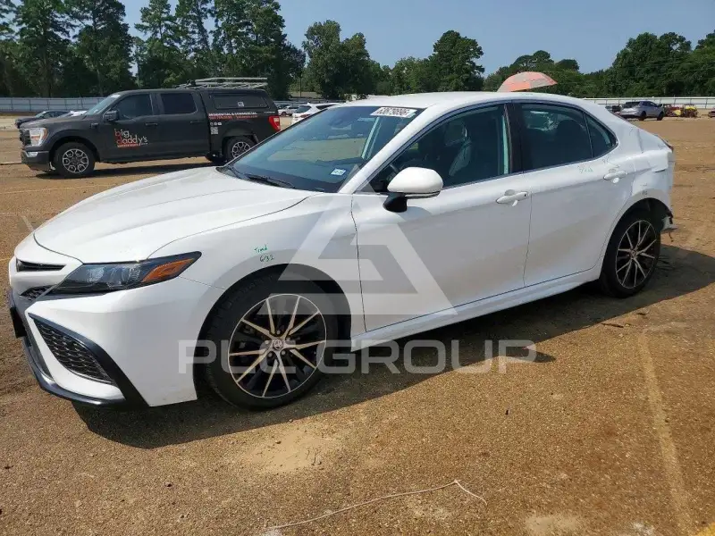 2023 Toyota CAMRY фото