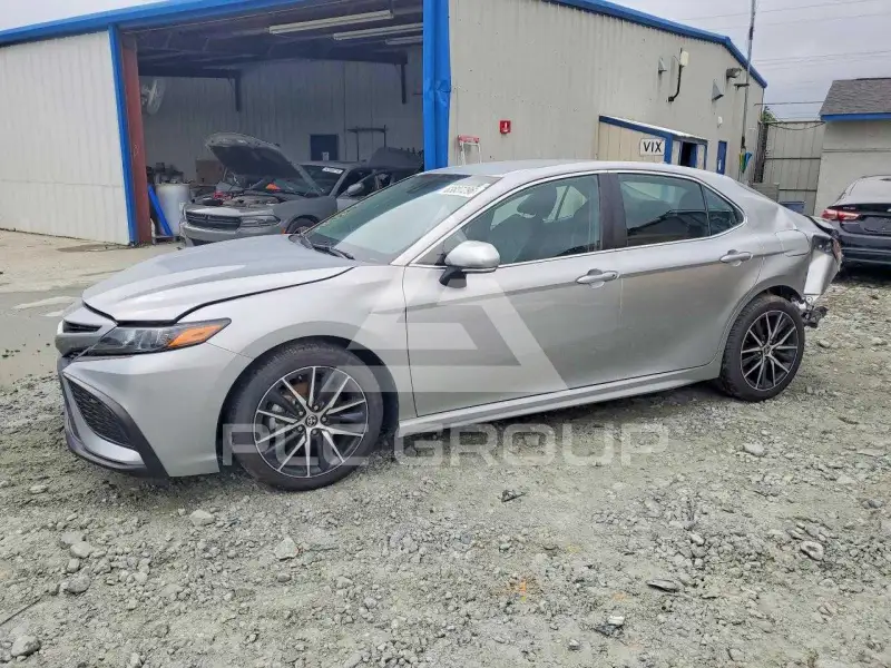 2023 Toyota CAMRY фото