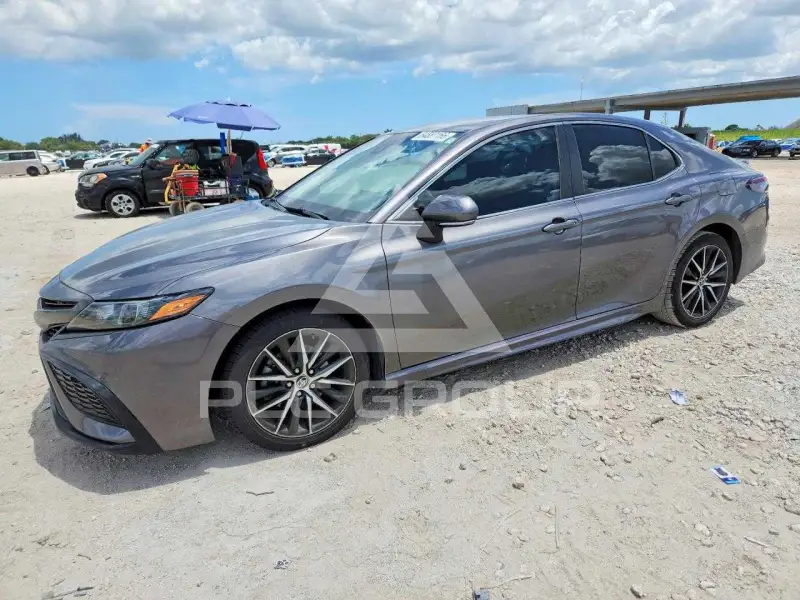 2023 Toyota CAMRY фото