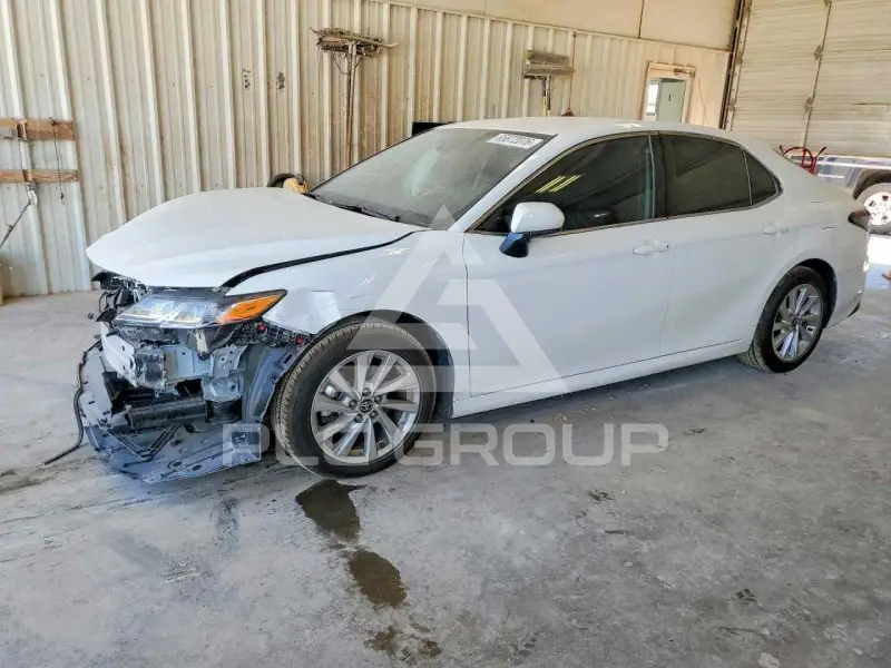 2023 Toyota CAMRY фото