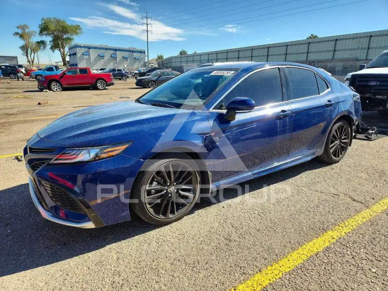2023 Toyota CAMRY фото