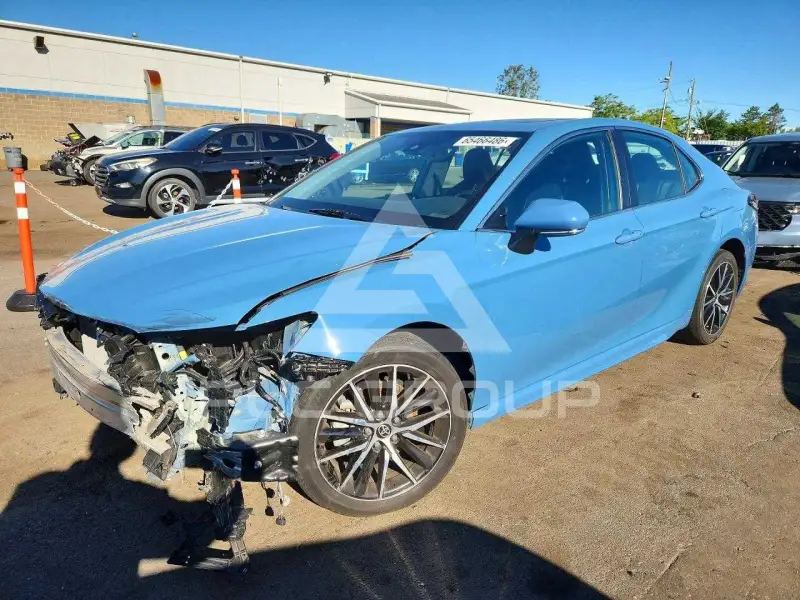 2023 Toyota CAMRY фото