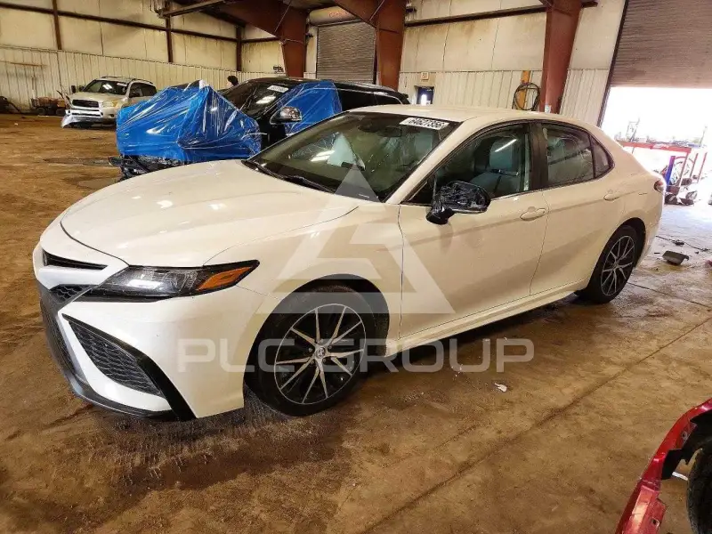2023 Toyota CAMRY фото