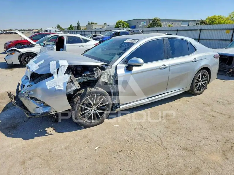 2023 Toyota CAMRY фото