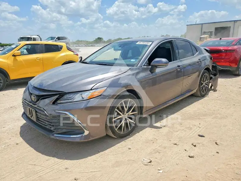 2023 Toyota CAMRY фото