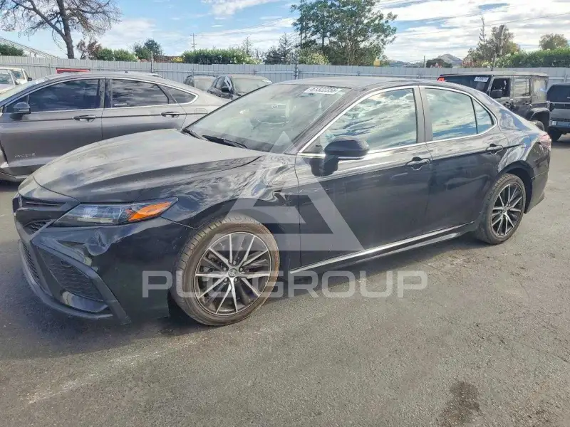 2023 Toyota CAMRY фото