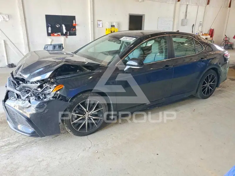 2023 Toyota CAMRY photo