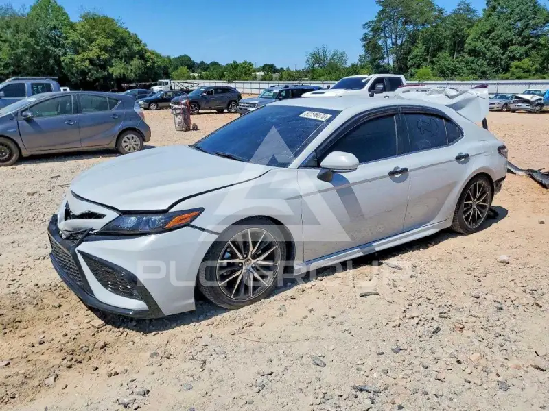 2023 Toyota CAMRY photo